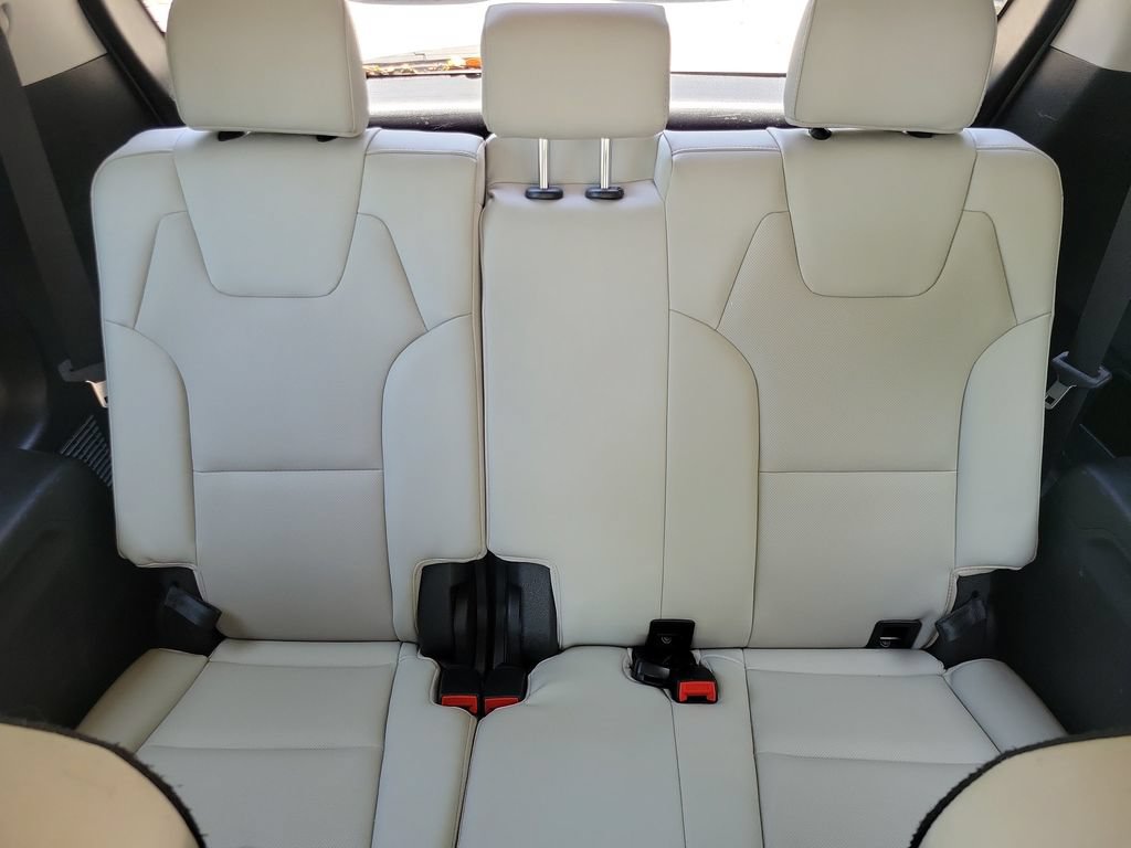 Used 2022 Kia Telluride S FWD image 13