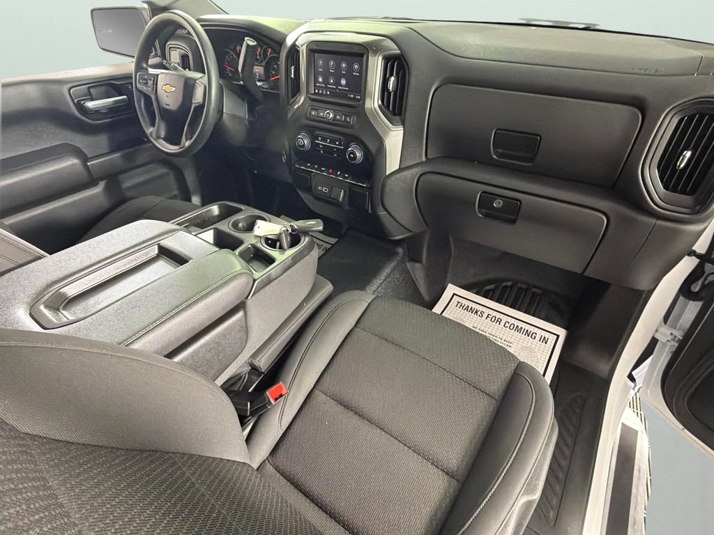 Used 2025 Chevrolet Silverado 1500 W/T RWD image 30