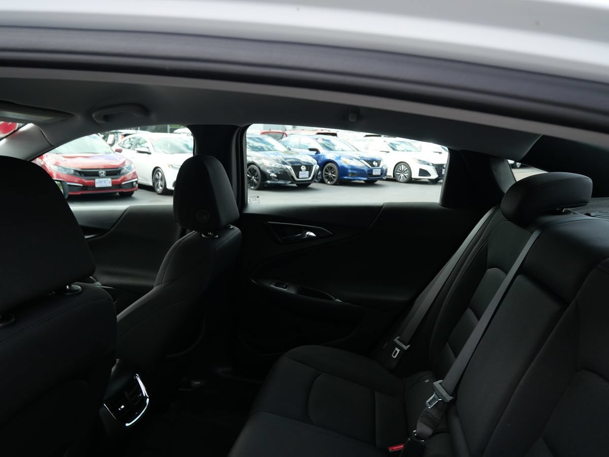 Used 2022 Chevrolet Malibu LT FWD image 20