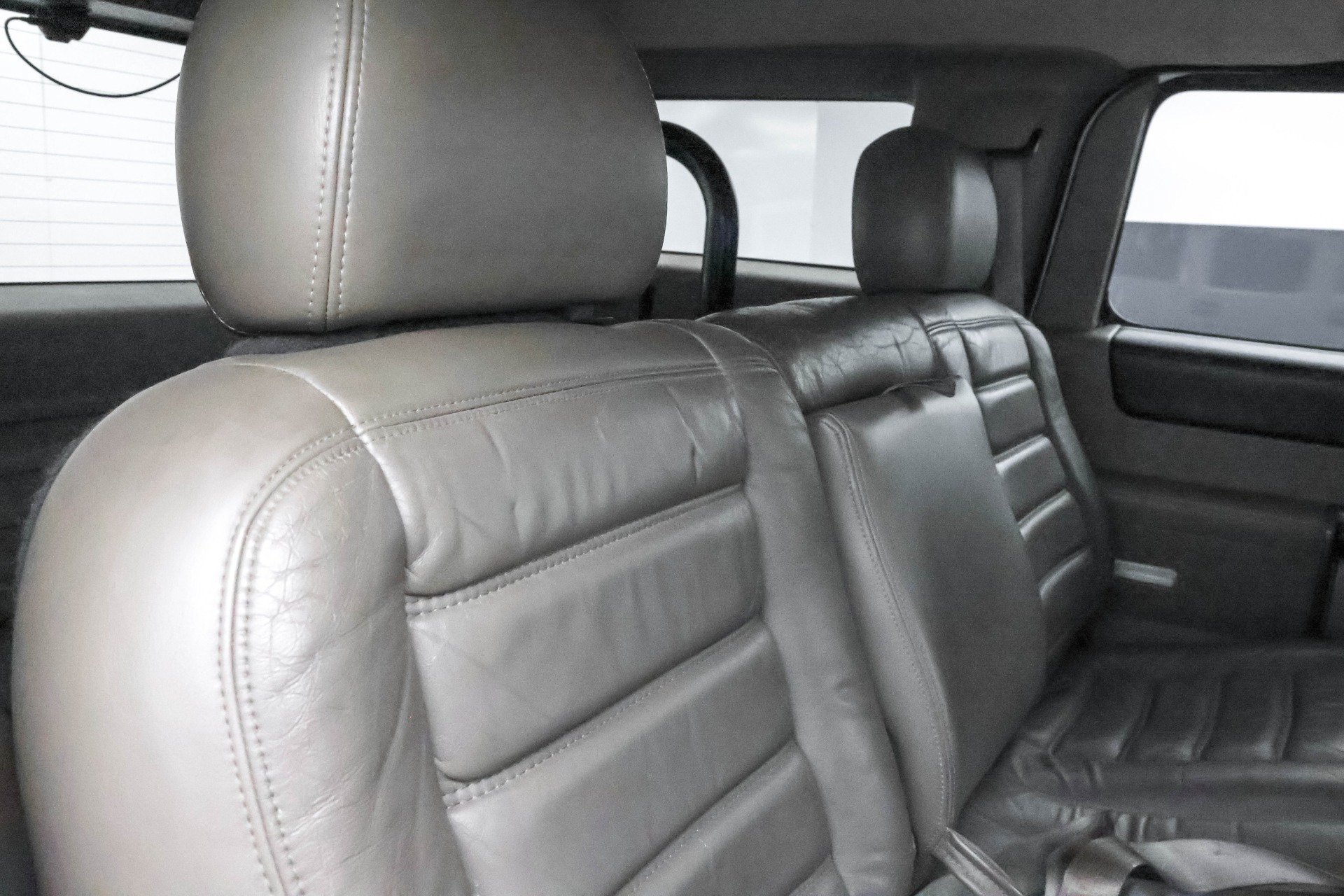 Used 2003 HUMMER H2 w/ Preferred Equipment Group AWD/4WD image 14