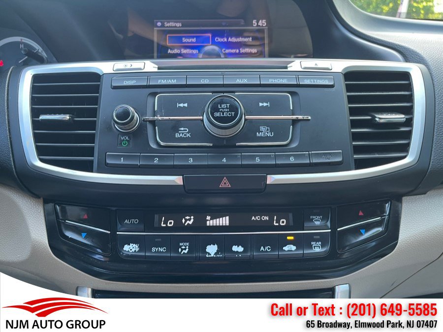 Used 2017 Honda Accord LX image 27