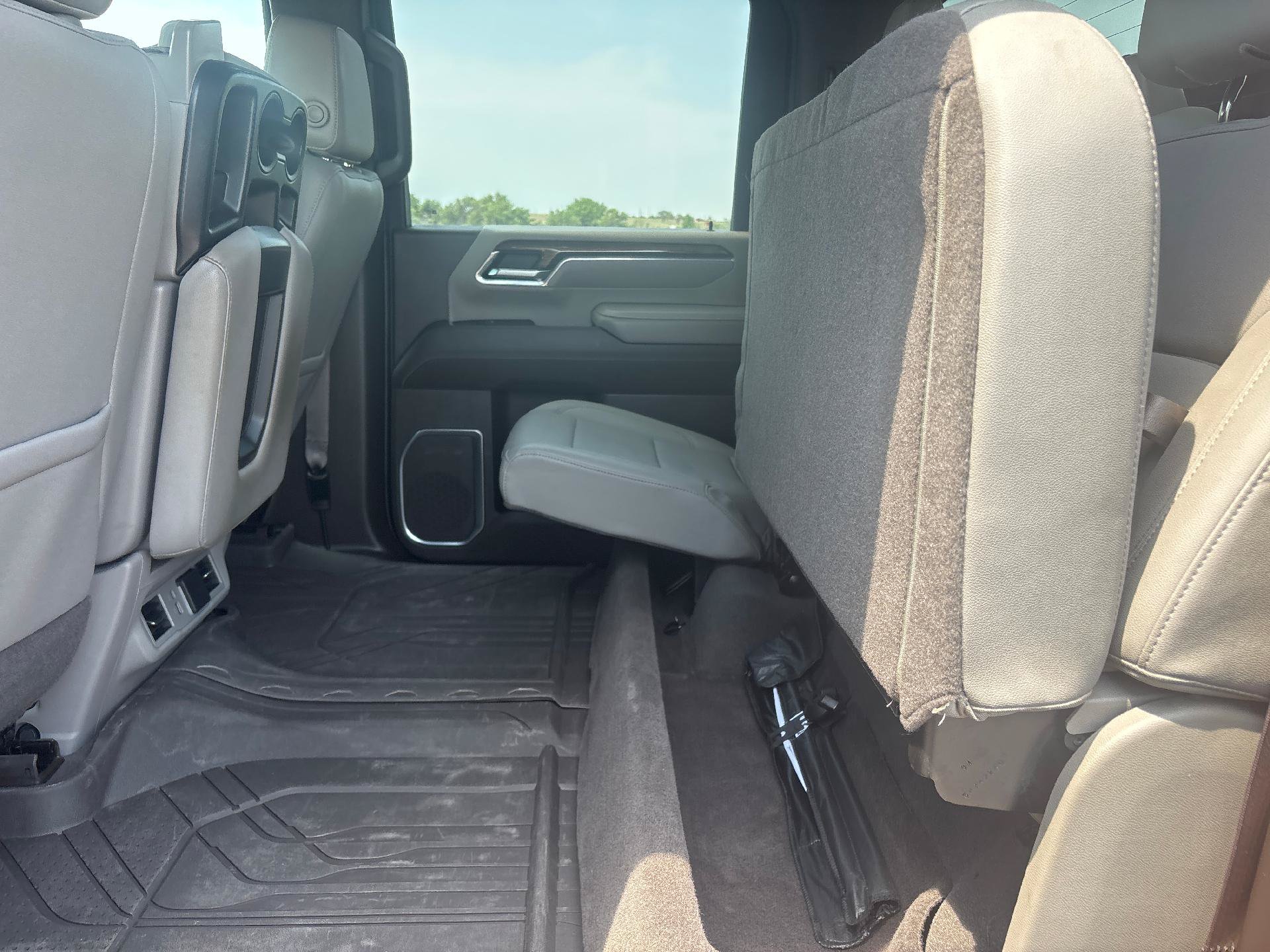 Used 2024 Chevrolet Silverado 2500 LT w/ Convenience Package AWD/4WD image 33