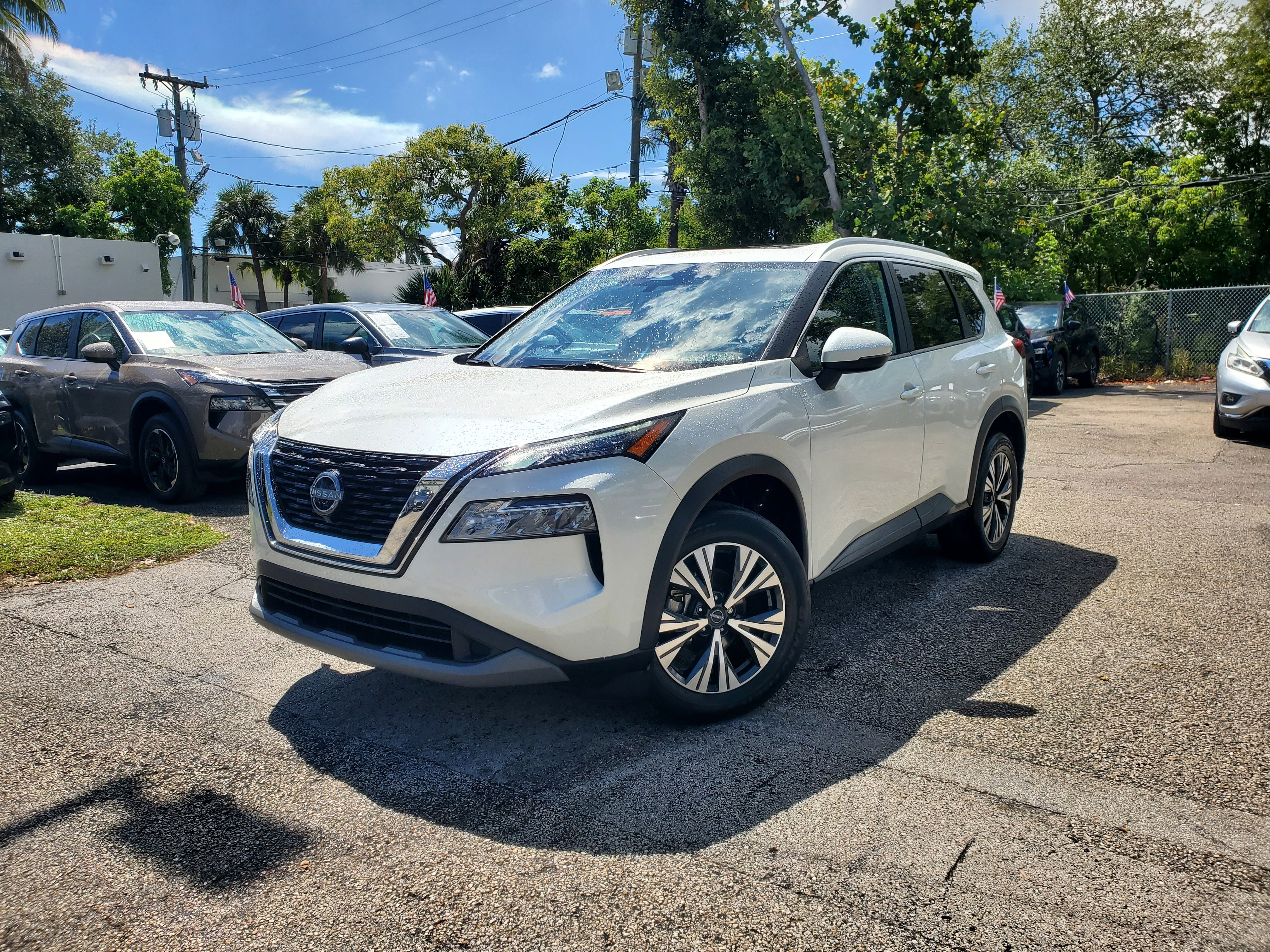 Used 2022 Nissan Rogue SV w/ SV Premium Package image 33