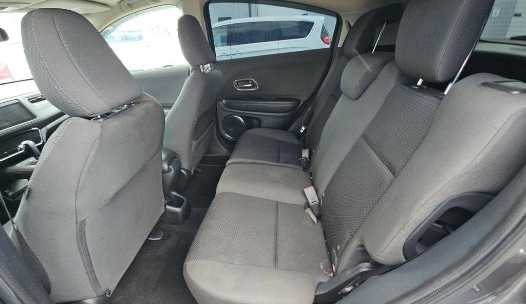 Used 2019 Honda HR-V EX image 12