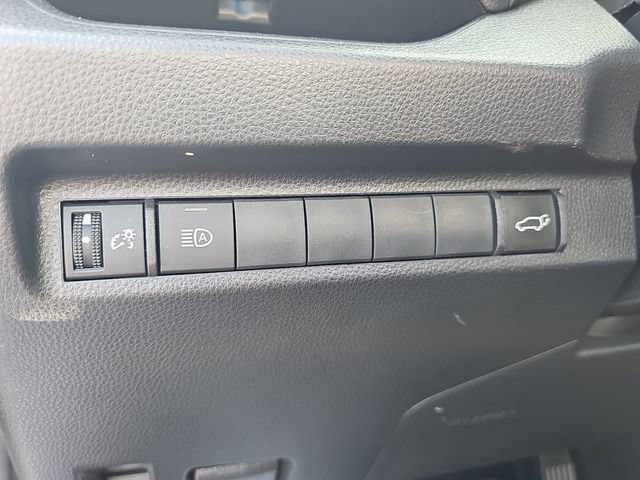 Used 2023 Toyota RAV4 XSE AWD/4WD image 29