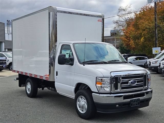New 2025 Ford E-350 and Econoline 350 Super Duty w/ Power Equipment Group RWD image 7