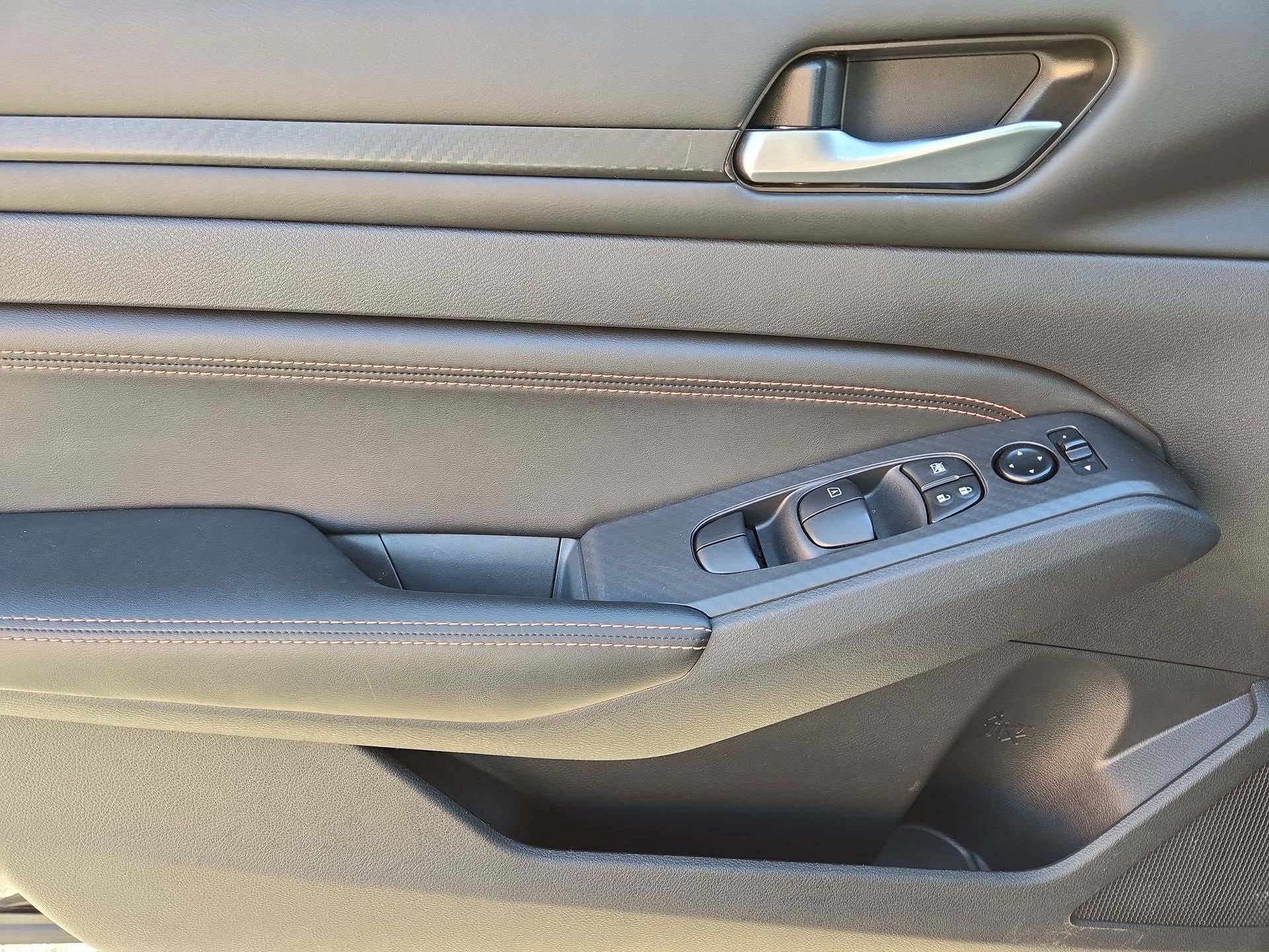 Used 2022 Nissan Altima 2.5 SR image 15