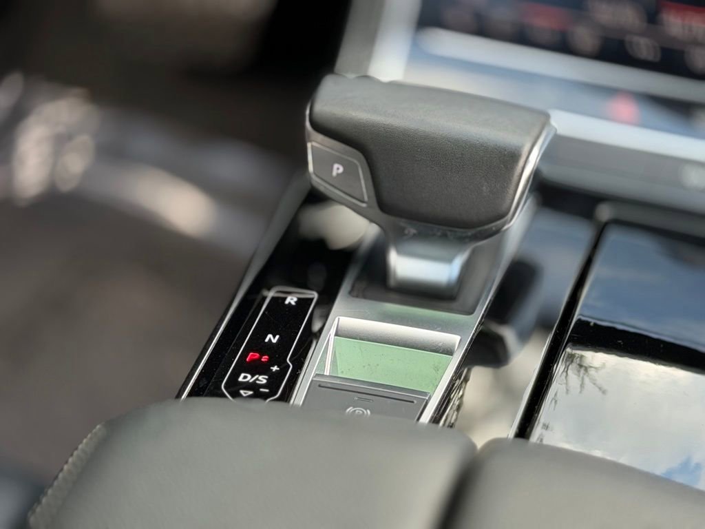 Used 2019 Audi A8 L 3.0T w/ Executive Package image 49