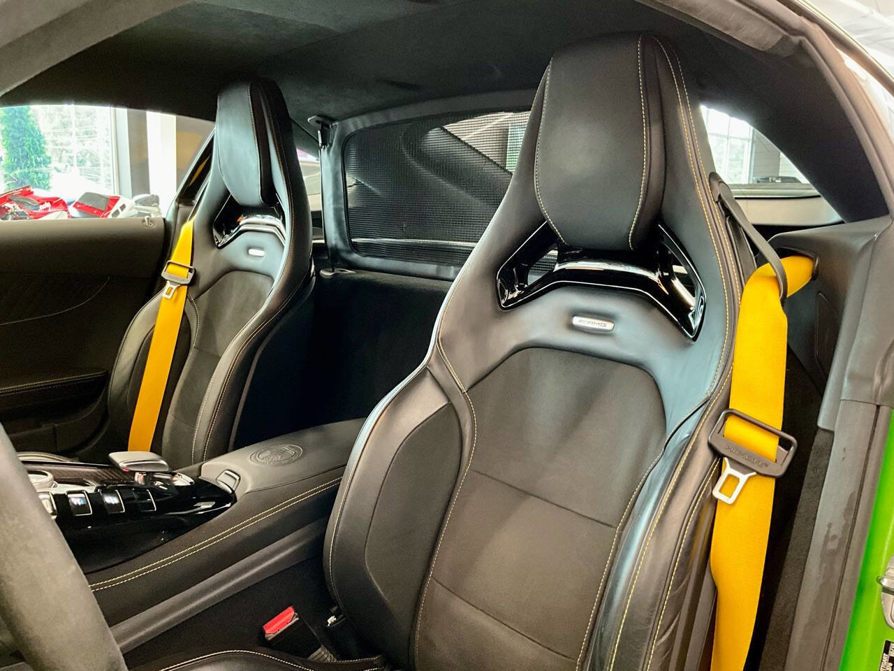 Used 2020 Mercedes-Benz AMG GT R image 25