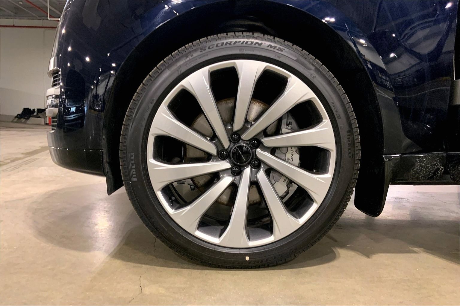 New 2026 Land Rover Range Rover SE image 11