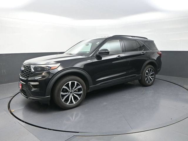 Used 2022 Ford Explorer ST-Line AWD/4WD image 3
