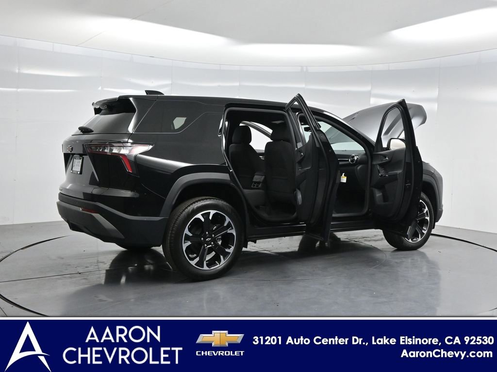 New 2026 Chevrolet Equinox LT w/ Safety and Technology Package image 4