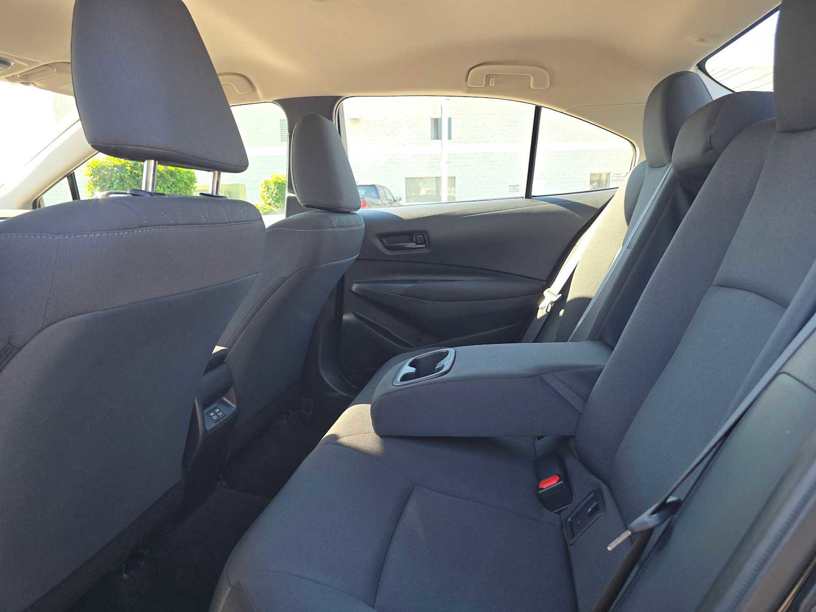 Certified 2025 Toyota Corolla LE image 18