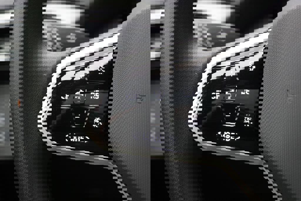 Used 2023 Volkswagen ID.4 Pro S AWD/4WD image 19