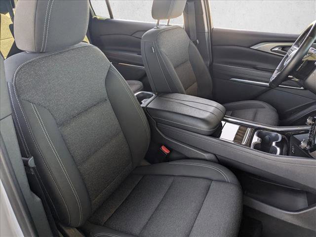 Used 2024 Chevrolet Traverse LT image 22