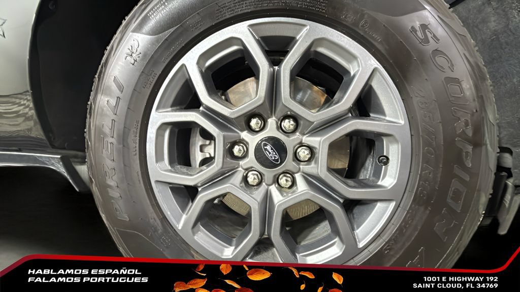Used 2025 Ford Expedition Max Active AWD/4WD image 40