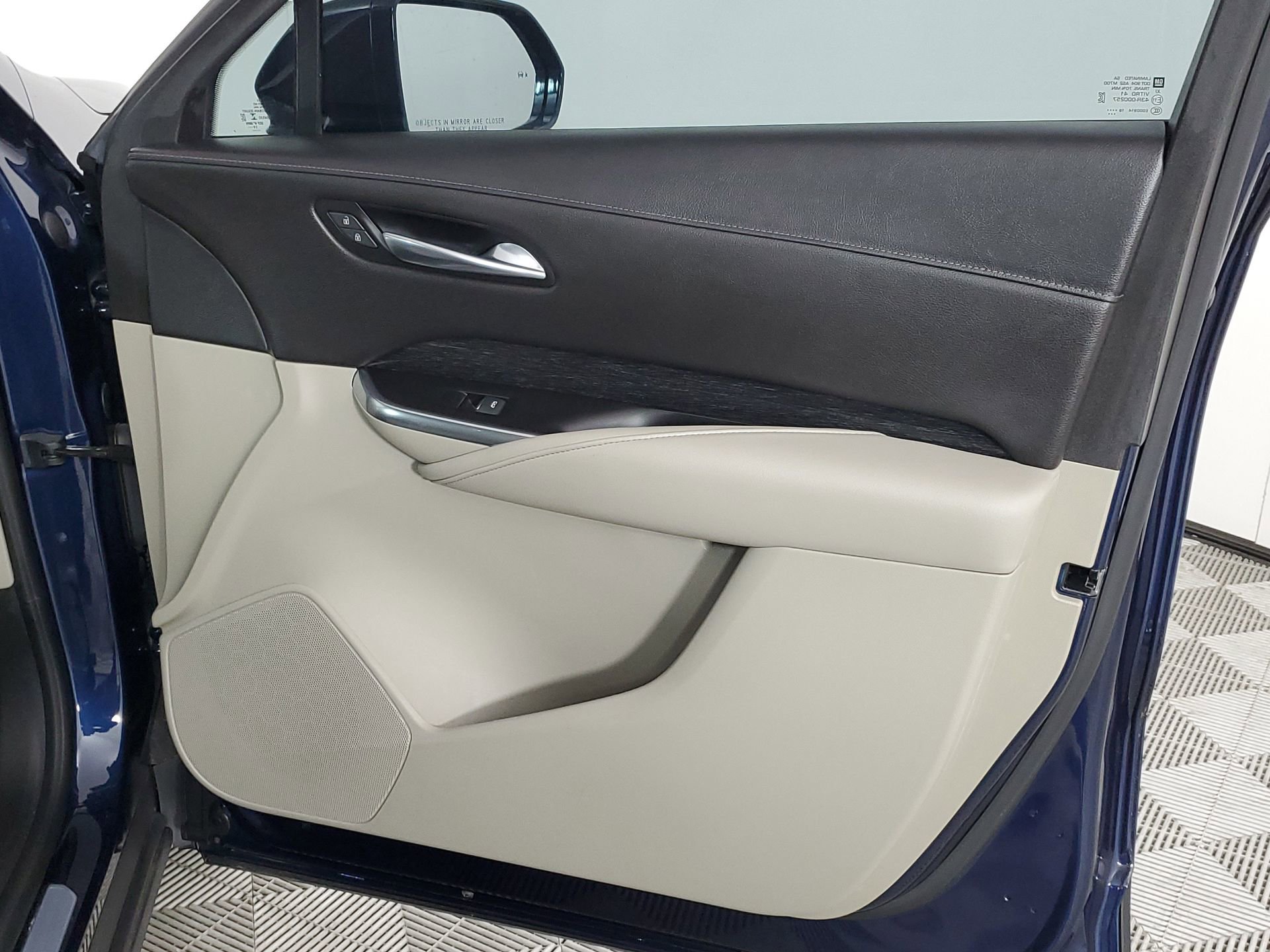 Used 2020 Cadillac XT4 Premium Luxury image 25