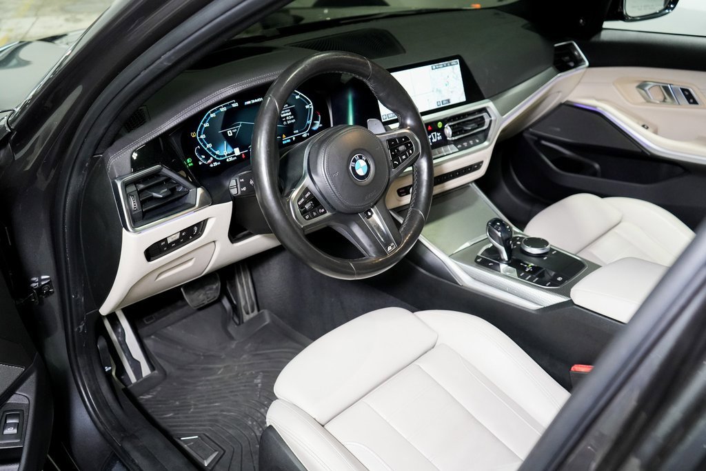 Used 2021 BMW M340i xDrive w/ Premium Package image 9