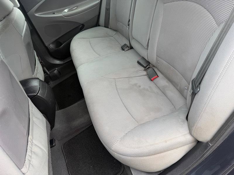 Used 2013 Hyundai Sonata GLS image 18