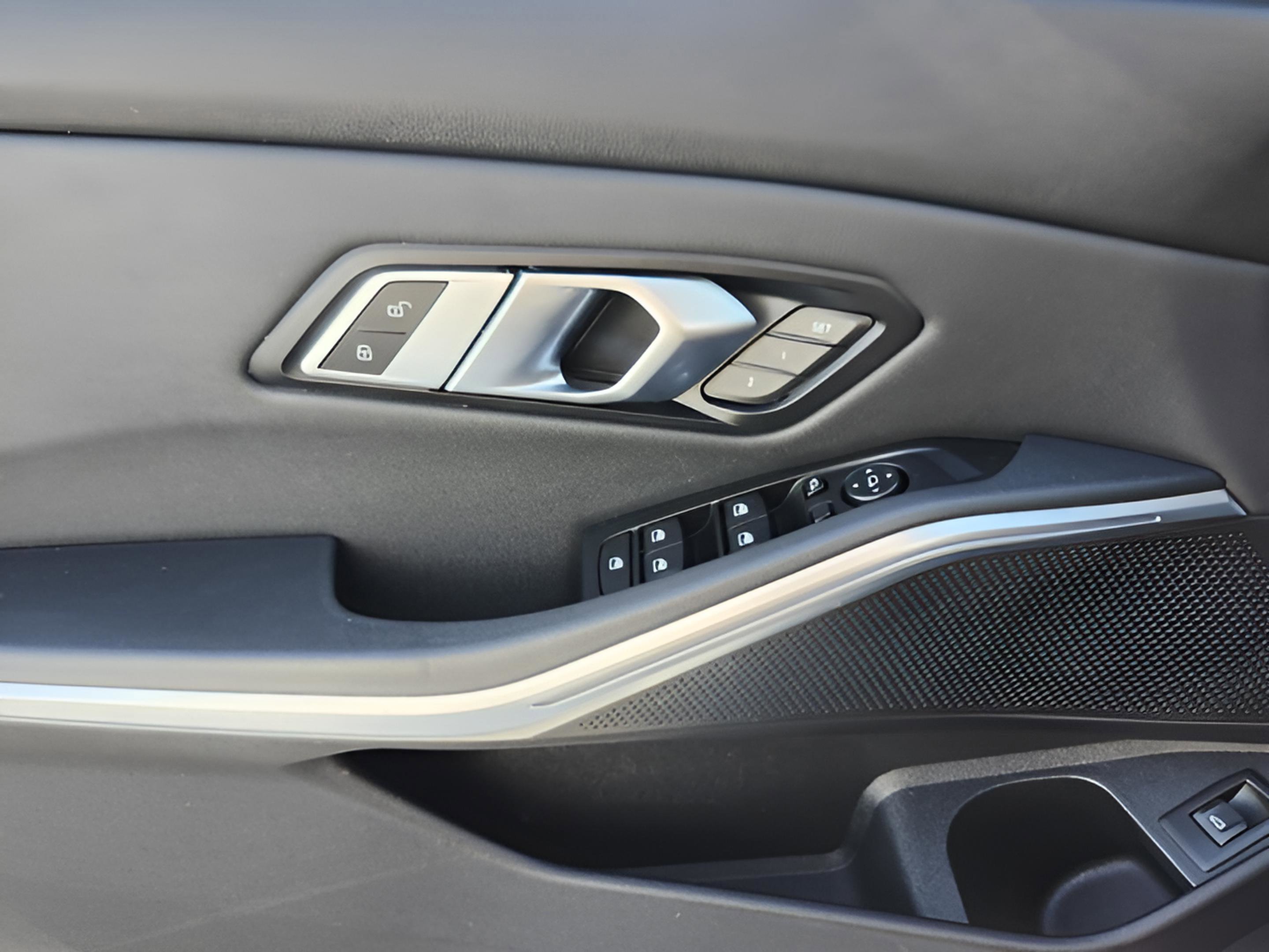 Used 2019 BMW 330i xDrive Sedan image 29