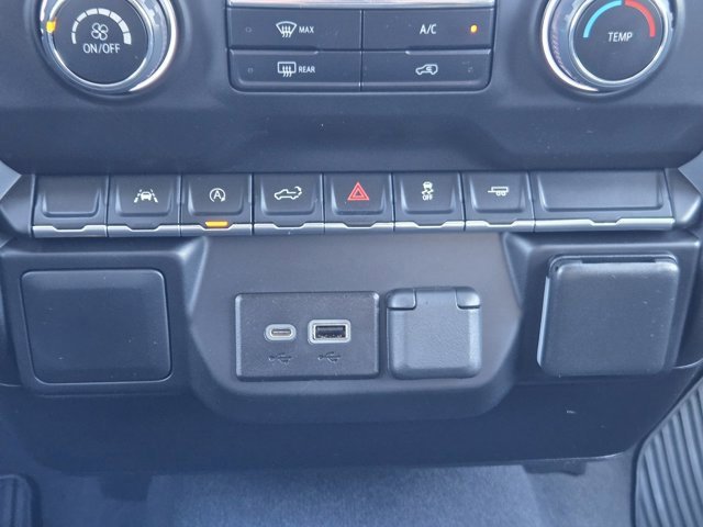 Used 2022 Chevrolet Silverado 1500 Custom image 19