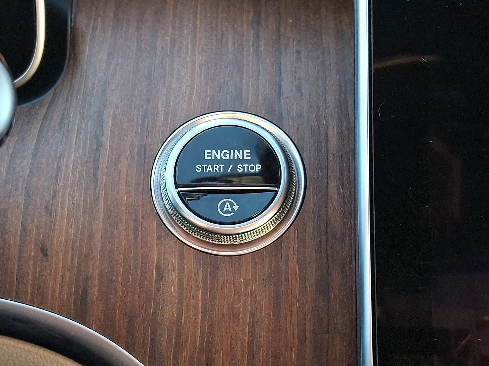 Used 2024 Mercedes-Benz C 300 4MATIC Sedan image 23