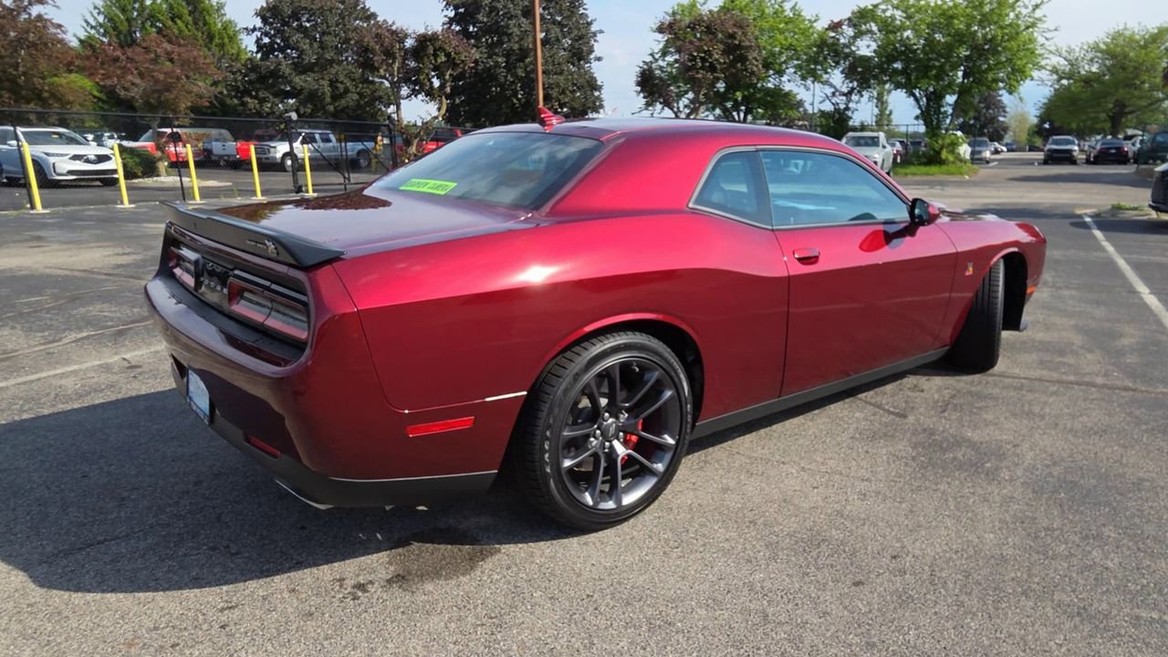 Used 2022 Dodge Challenger R/T Scat Pack w/ Plus Package RWD image 8