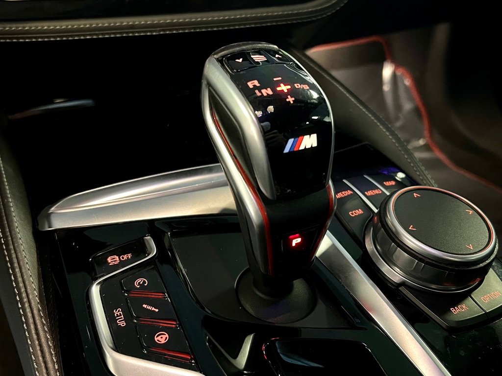 Used 2018 BMW M5 image 36