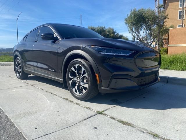 Used 2021 Ford Mustang Mach-E Select image 2