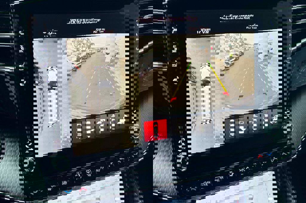 New 2026 Jeep Grand Wagoneer Summit w/ Premium Group III image 21