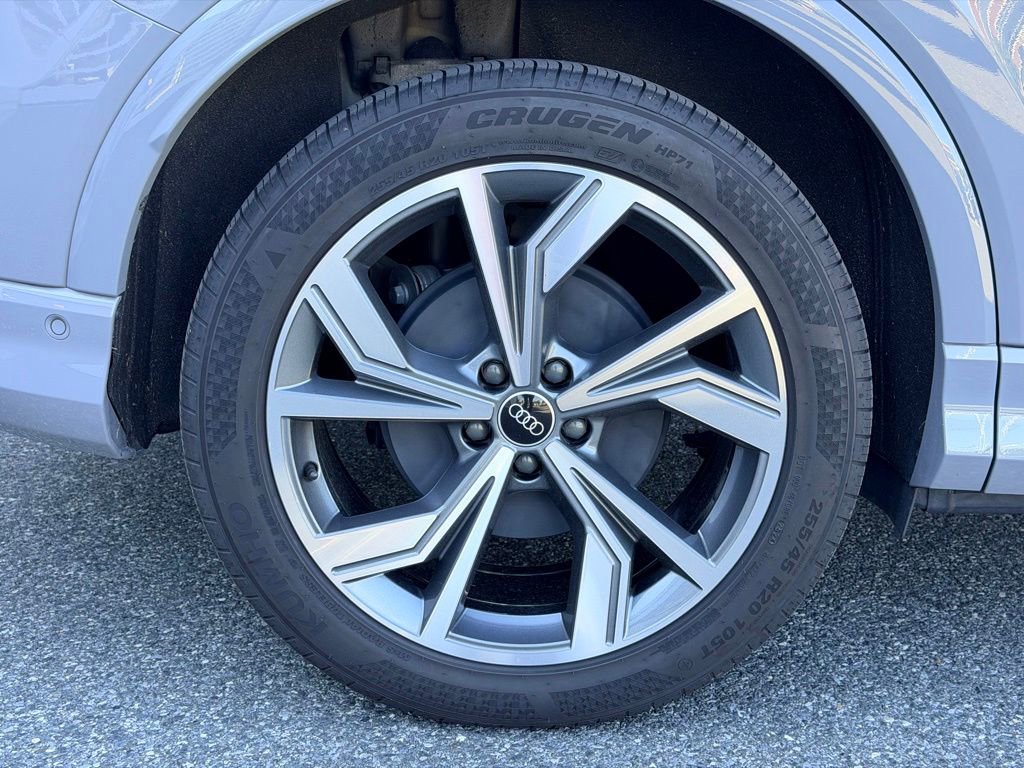 Used 2023 Audi Q4 e-tron Premium Plus w/ Premium Plus AWD/4WD image 26