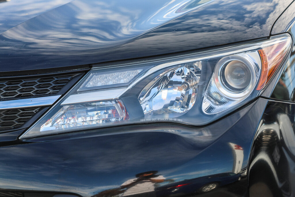 Used 2014 Toyota RAV4 XLE FWD image 18