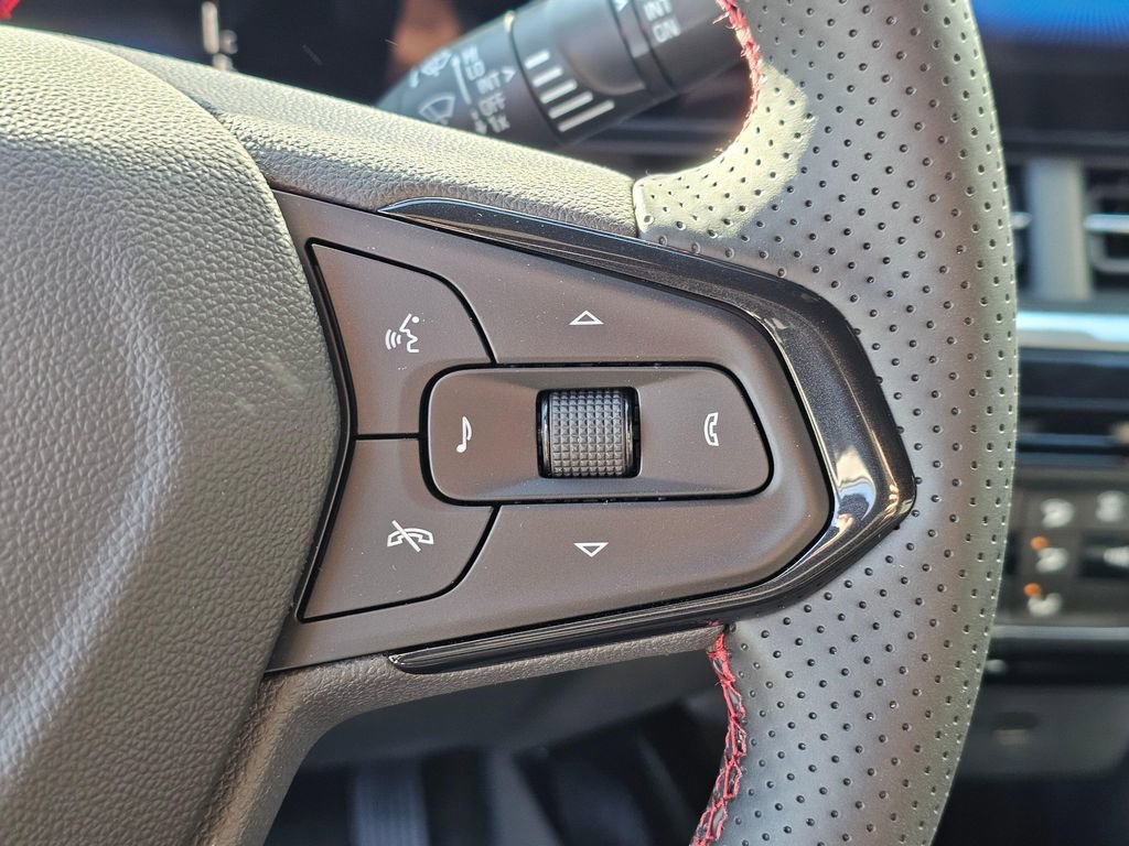 New 2026 Chevrolet Trax RS w/ Driver Confidence Package image 25