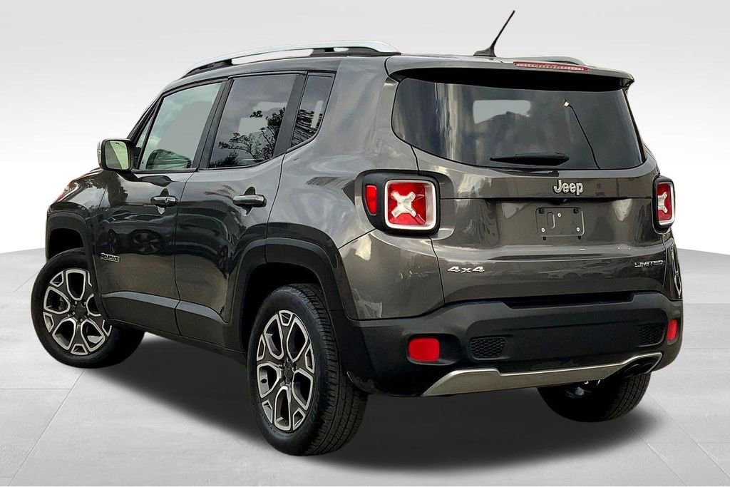Used 2016 Jeep Renegade Limited image 12