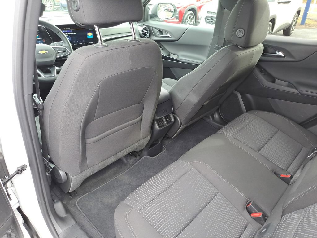 Certified 2025 Chevrolet Equinox LT FWD image 15