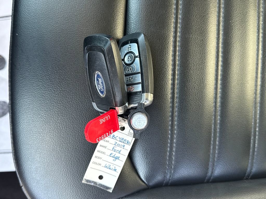 Used 2019 Ford Edge SEL w/ Equipment Group 201A image 29