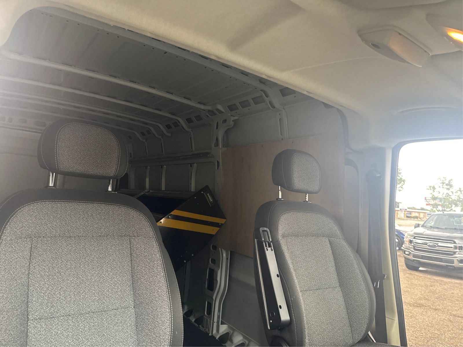 Used 2022 RAM ProMaster 3500 FWD image 18