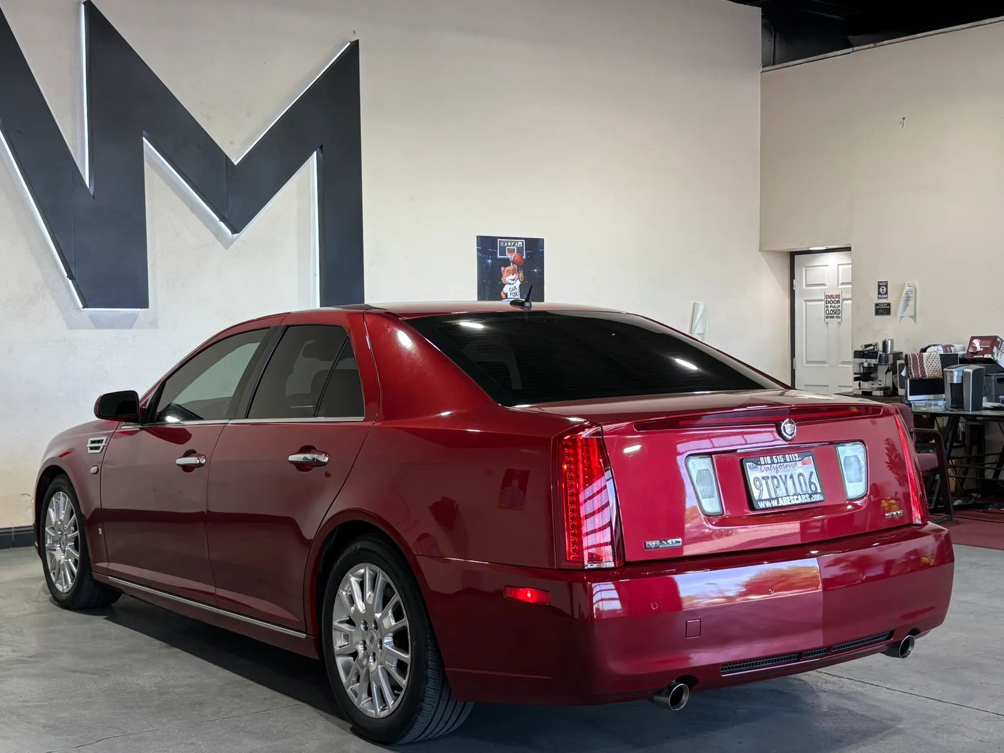 Used 2008 Cadillac STS V8 w/ Preferred Equipment Group image 7