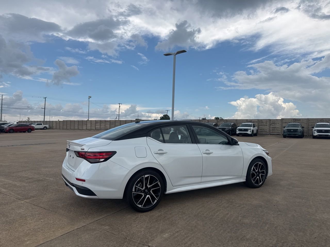 Certified 2025 Nissan Sentra SR w/ SR Premium Package FWD image 22