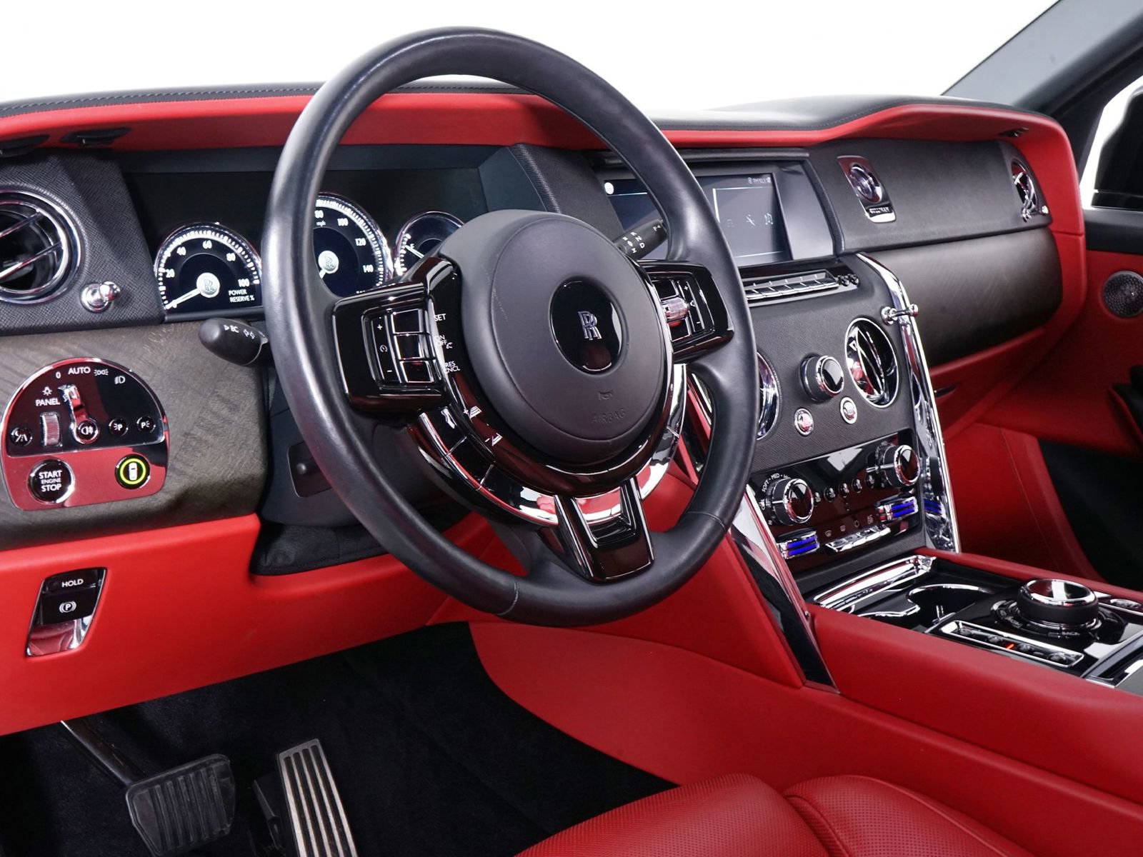 Used 2022 Rolls-Royce Cullinan w/ Cullinan Package image 5