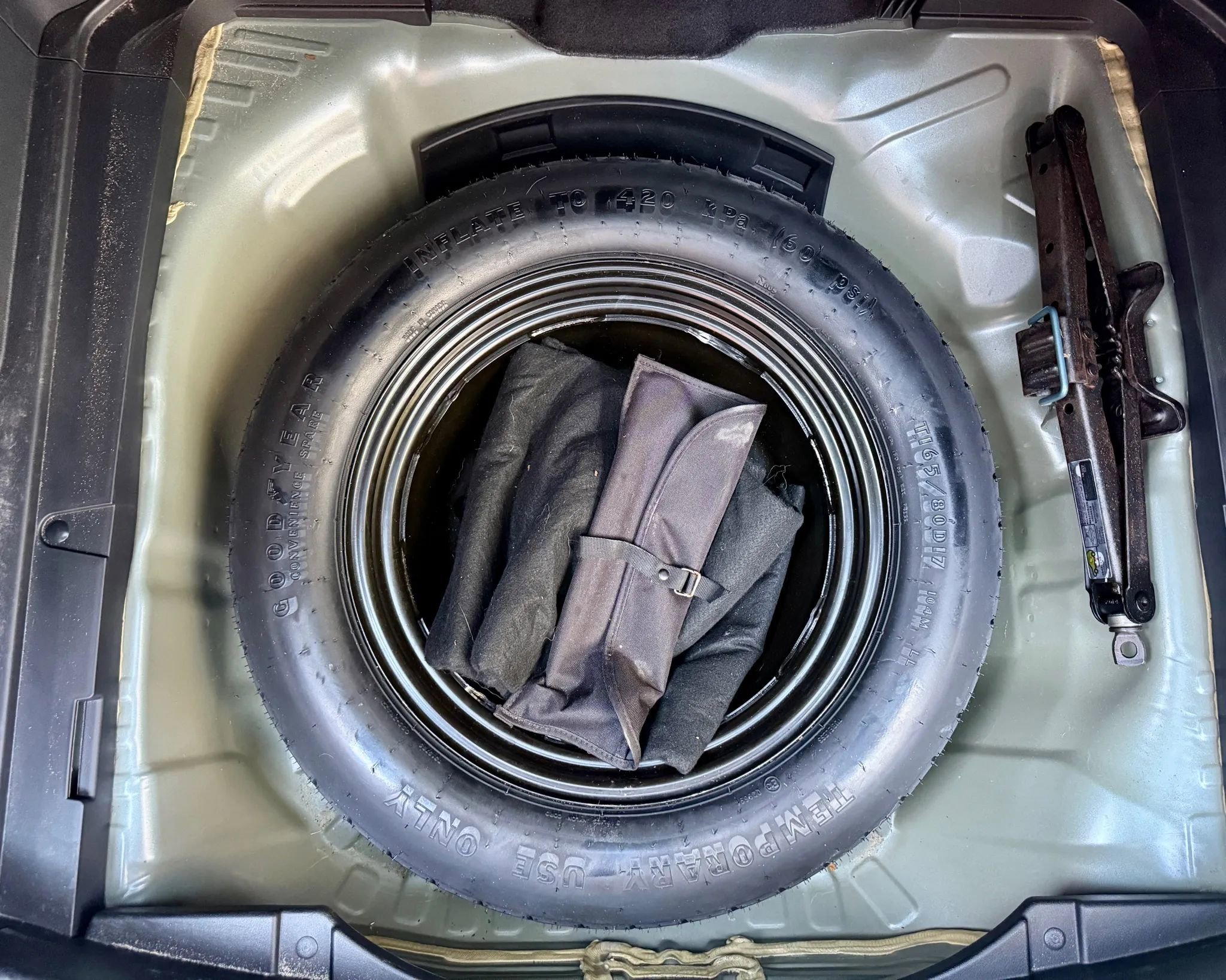 Used 2015 Honda CR-V EX image 25