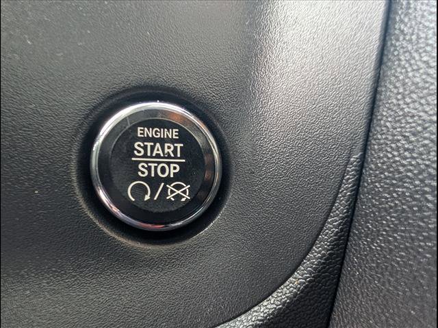 Used 2014 Dodge Challenger R/T Plus image 11