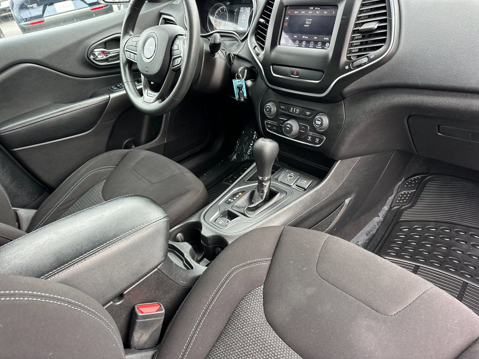 Used 2020 Jeep Cherokee Latitude image 16