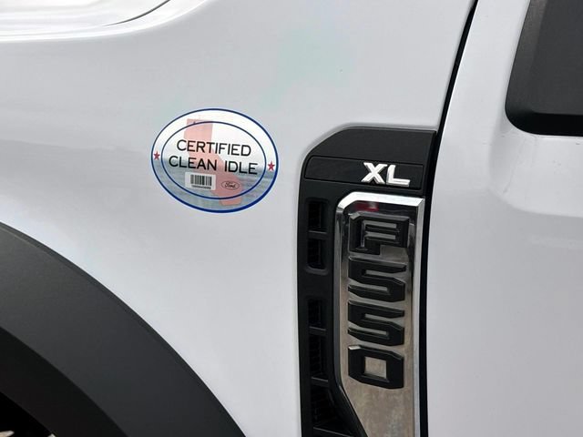 Used 2024 Ford F550 4x4 Regular Cab Super Duty image 9