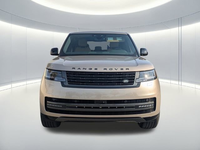 New 2026 Land Rover Range Rover Long Wheelbase SE image 3