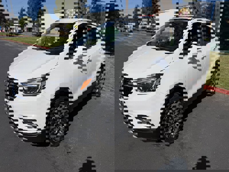 Used 2018 Buick Encore Essence AWD/4WD image 7