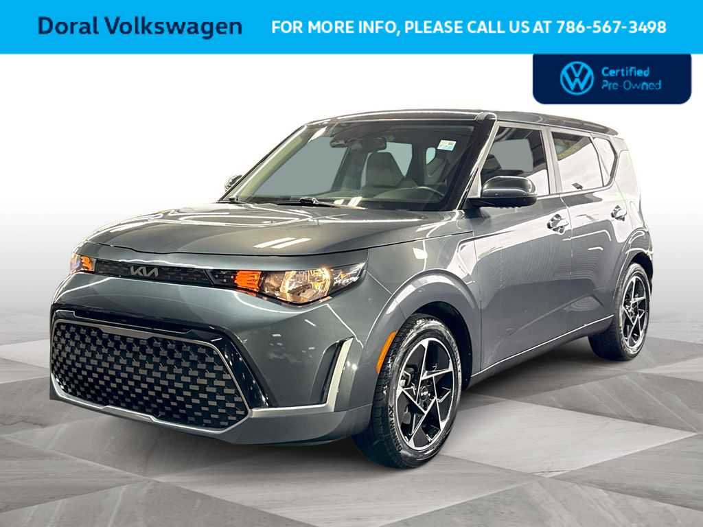 Used 2023 Kia Soul EX FWD image 4