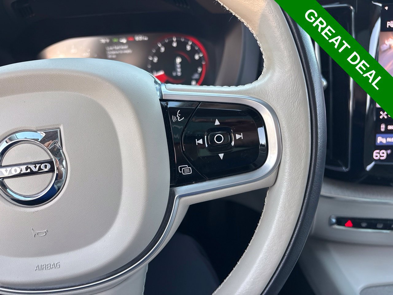 Used 2021 Volvo XC60 T5 Inscription w/ Advanced Package FWD image 27