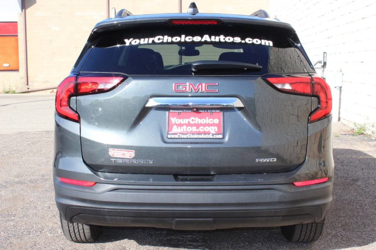 Used 2020 GMC Terrain SLE w/ Driver Convenience Package image 4