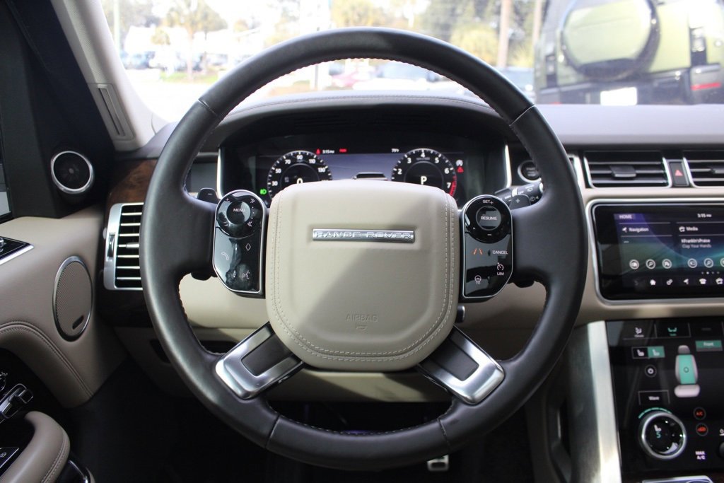 Used 2022 Land Rover Range Rover P525 Westminster Edition image 17